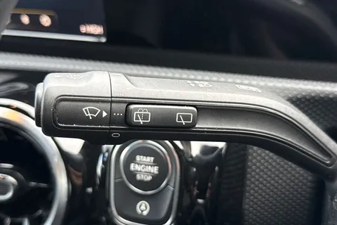 KT68EZB Mercedes-Benz A Class 2.0 A250 AMG Line 7G-DCT Euro 6 (s/s) 5dr Thumbnail #40