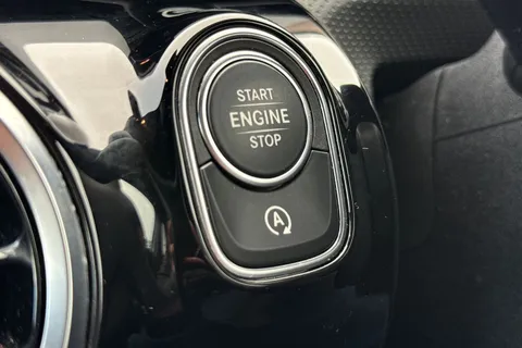 KT68EZB Mercedes-Benz A Class 2.0 A250 AMG Line 7G-DCT Euro 6 (s/s) 5dr Thumbnail #41