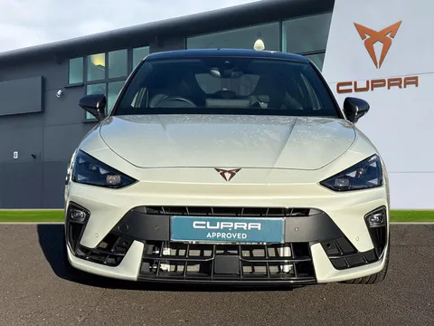 KP25HDE CUPRA Leon 2.0 TSI 300 VZ3 5dr DSG **PANORAMIC SUNROOF** Thumbnail #5