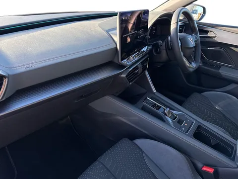 KP25HDE CUPRA Leon 2.0 TSI 300 VZ3 5dr DSG **PANORAMIC SUNROOF** Thumbnail #8