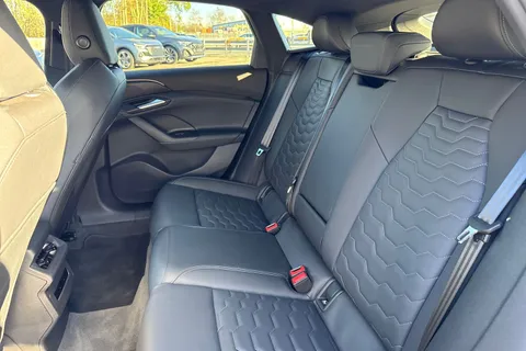 KY25FKU Audi A6 E-Tron Sportback Sportback S line e-tron performance  270,00 kW Thumbnail #20