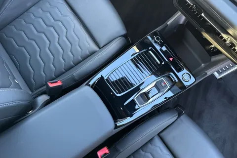 KY25FKU Audi A6 E-Tron Sportback Sportback S line e-tron performance  270,00 kW Thumbnail #24