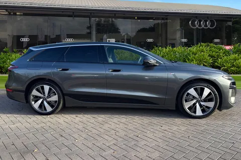 KJ25NRF Audi A6 E-Tron Avant 100kWh Performance S line Auto 5dr Thumbnail #4