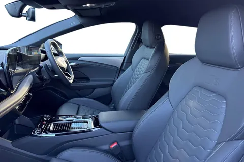 KJ25NRF Audi A6 E-Tron Avant 100kWh Performance S line Auto 5dr Thumbnail #17