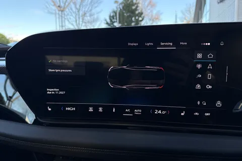 KJ25NRF Audi A6 E-Tron Avant 100kWh Performance S line Auto 5dr Thumbnail #36