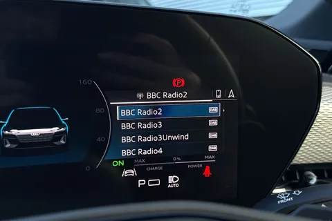 KJ25NRF Audi A6 E-Tron Avant 100kWh Performance S line Auto 5dr Thumbnail #52