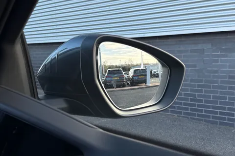 KJ25NRF Audi A6 E-Tron Avant 100kWh Performance S line Auto 5dr Thumbnail #56