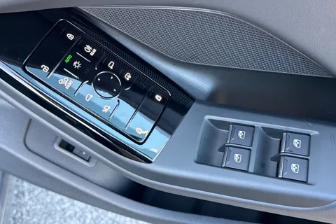 KY25FLN Audi A6 E-Tron Sportback Sportback S line e-tron performance 270,00 kW Thumbnail #22