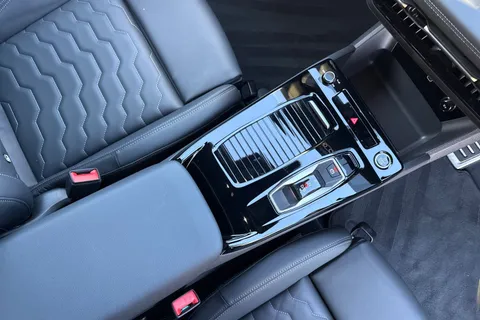 KY25FLN Audi A6 E-Tron Sportback Sportback S line e-tron performance 270,00 kW Thumbnail #24