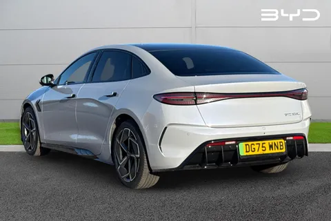 DG75WNB BYD SEAL 82.5kWh Design Auto 4dr Thumbnail #3