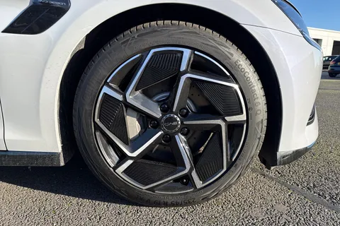 DG75WNB BYD SEAL 82.5kWh Design Auto 4dr Thumbnail #7