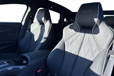 DG75WNB BYD SEAL 82.5kWh Design Auto 4dr Thumbnail #11