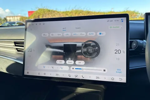 DG75WNB BYD SEAL 82.5kWh Design Auto 4dr Thumbnail #19