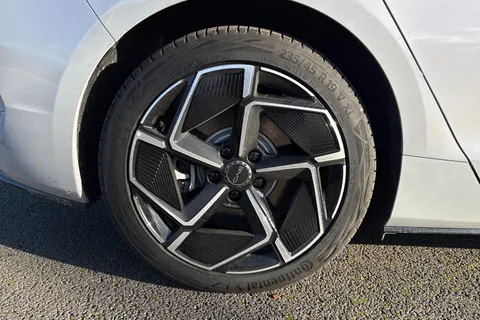 DG75WNB BYD SEAL 82.5kWh Design Auto 4dr Thumbnail #22