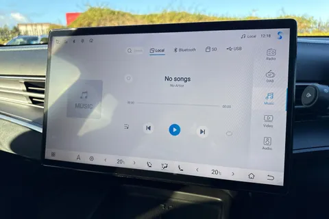 DG75WNB BYD SEAL 82.5kWh Design Auto 4dr Thumbnail #53