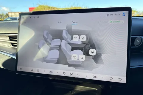 DG75WNB BYD SEAL 82.5kWh Design Auto 4dr Thumbnail #57