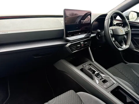 KO74FNJ CUPRA Leon 2.0 TSI 333 VZ3 5dr DSG 4Drive **PANORAMIC SUNROOF** Thumbnail #10