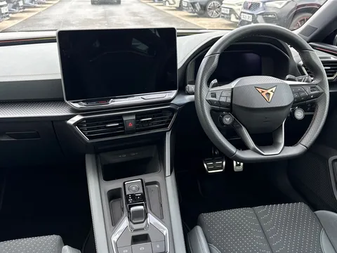 KO74FNJ CUPRA Leon 2.0 TSI 333 VZ3 5dr DSG 4Drive **PANORAMIC SUNROOF** Thumbnail #14