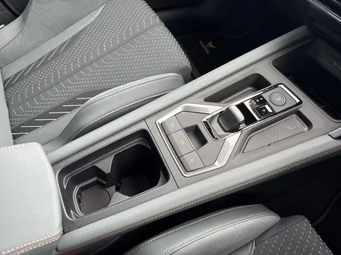 KO74FNJ CUPRA Leon 2.0 TSI 333 VZ3 5dr DSG 4Drive **PANORAMIC SUNROOF** Thumbnail #21