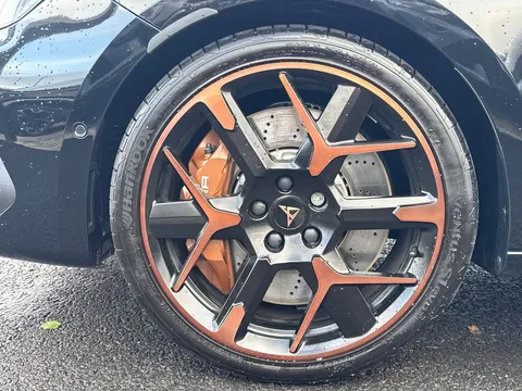 KO74FNJ CUPRA Leon 2.0 TSI 333 VZ3 5dr DSG 4Drive **PANORAMIC SUNROOF** Thumbnail #24