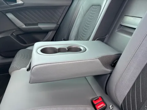 KO74FNJ CUPRA Leon 2.0 TSI 333 VZ3 5dr DSG 4Drive **PANORAMIC SUNROOF** Thumbnail #31