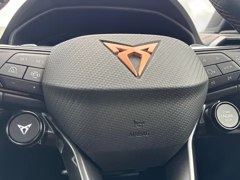 KO74FNJ CUPRA Leon 2.0 TSI 333 VZ3 5dr DSG 4Drive **PANORAMIC SUNROOF** Thumbnail #40