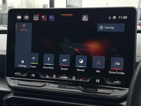 KO74FNJ CUPRA Leon 2.0 TSI 333 VZ3 5dr DSG 4Drive **PANORAMIC SUNROOF** Thumbnail #47