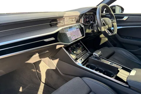 DP72GZL Audi A6 Avant 2.0 TDI 40 Black Edition S Tronic quattro Euro 6 (s/s) 5dr Thumbnail #16
