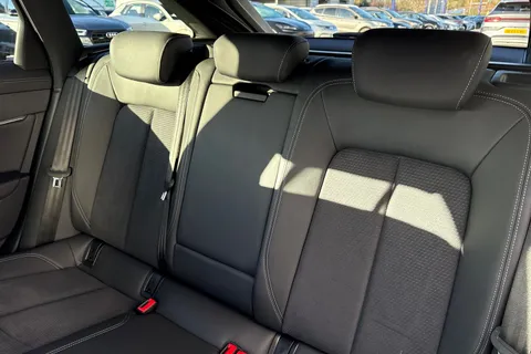 DP72GZL Audi A6 Avant 2.0 TDI 40 Black Edition S Tronic quattro Euro 6 (s/s) 5dr Thumbnail #20