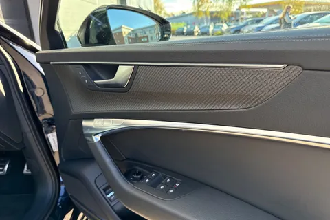 DP72GZL Audi A6 Avant 2.0 TDI 40 Black Edition S Tronic quattro Euro 6 (s/s) 5dr Thumbnail #22