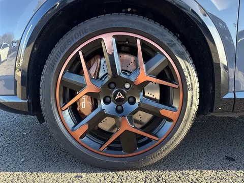 DK25YAD CUPRA Formentor 2.0 TSI 333 VZ3 5dr DSG 4Drive **PANORAMIC SUNROOF Thumbnail #25