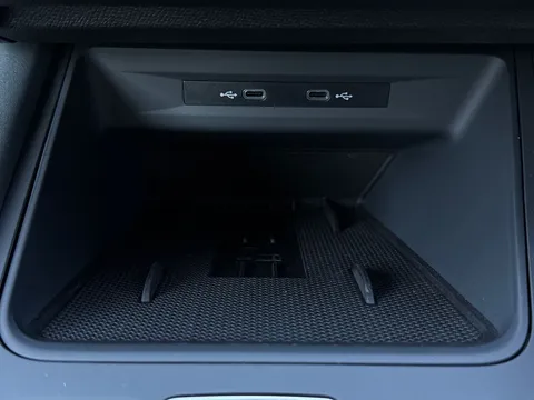 DK25YAD CUPRA Formentor 2.0 TSI 333 VZ3 5dr DSG 4Drive **PANORAMIC SUNROOF Thumbnail #36