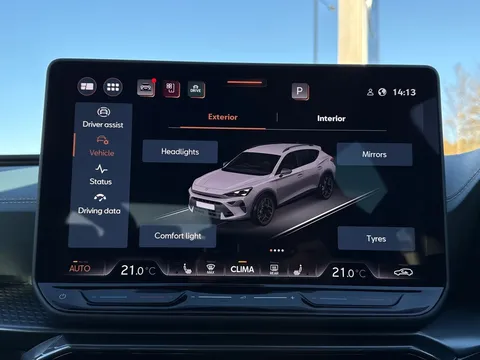 DK25YAD CUPRA Formentor 2.0 TSI 333 VZ3 5dr DSG 4Drive **PANORAMIC SUNROOF Thumbnail #39