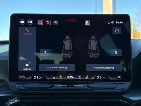 DK25YAD CUPRA Formentor 2.0 TSI 333 VZ3 5dr DSG 4Drive **PANORAMIC SUNROOF Thumbnail #43