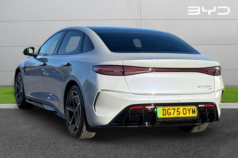 DG75OYM BYD SEAL 82.5kWh Excellence Auto AWD 4dr Thumbnail #3