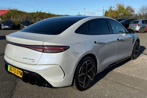 DG75OYM BYD SEAL 82.5kWh Excellence Auto AWD 4dr Thumbnail #38