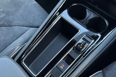 AO74SVV Škoda Enyaq 82kWh 85x SportLine Plus Auto 4WD 5dr (DC175kW) Thumbnail #21