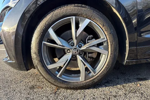 AO74SVV Škoda Enyaq 82kWh 85x SportLine Plus Auto 4WD 5dr (DC175kW) Thumbnail #25