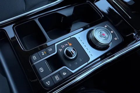 SH24OOU Kia Sorento 2.2 CRDi 3 DCT AWD Euro 6 (s/s) 5dr Thumbnail #20