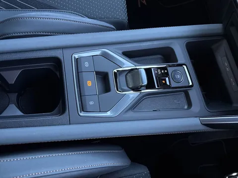 KT25WFM CUPRA Formentor 2.0 TSI 333 VZ3 5dr DSG 4Drive **PANORAMIC SUNROOF** Thumbnail #21