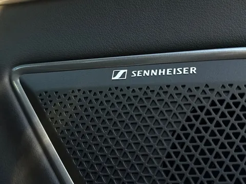 KT25WFM CUPRA Formentor 2.0 TSI 333 VZ3 5dr DSG 4Drive **PANORAMIC SUNROOF** Thumbnail #33