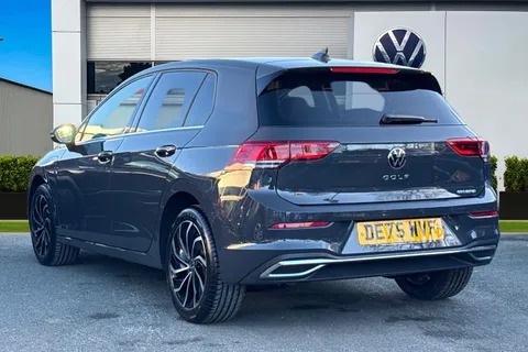 DE75WVF Volkswagen Golf 1.4 TSI eHybrid Style 5dr DSG | Pre Reg | Head-up Display Thumbnail #3