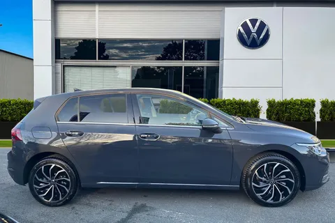 DE75WVF Volkswagen Golf 1.4 TSI eHybrid Style 5dr DSG | Pre Reg | Head-up Display Thumbnail #4