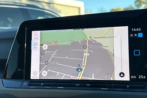 DE75WVF Volkswagen Golf 1.4 TSI eHybrid Style 5dr DSG | Pre Reg | Head-up Display Thumbnail #13