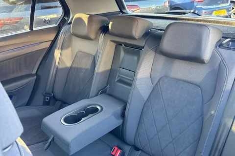 DE75WVF Volkswagen Golf 1.4 TSI eHybrid Style 5dr DSG | Pre Reg | Head-up Display Thumbnail #15