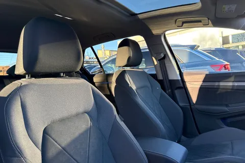 DE75WVF Volkswagen Golf 1.4 TSI eHybrid Style 5dr DSG | Pre Reg | Head-up Display Thumbnail #22