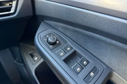 DE75WVF Volkswagen Golf 1.4 TSI eHybrid Style 5dr DSG | Pre Reg | Head-up Display Thumbnail #26