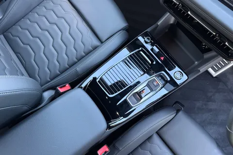 KJ25MKX Audi A6 E-Tron Avant Avant S line e-tron performance 270,00 kW Thumbnail #21