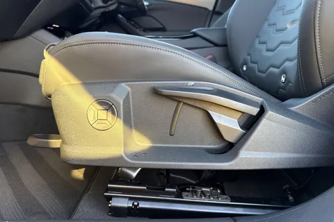 KJ25MKX Audi A6 E-Tron Avant Avant S line e-tron performance 270,00 kW Thumbnail #42