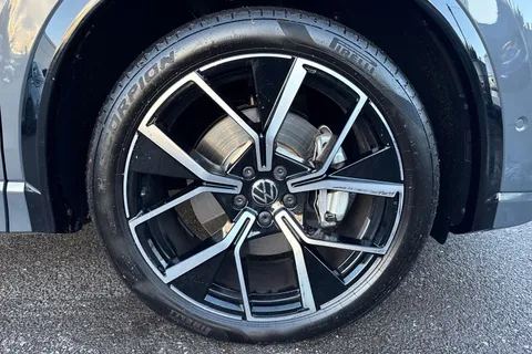 KN25VSK Volkswagen Tiguan 1.5 TSI 272 eHybrid R-Line 5dr DSG ⭐Full Leather with climate & massage sea Thumbnail #11